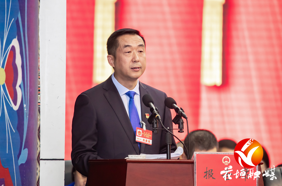 花垣县委副书记,县长隆立新