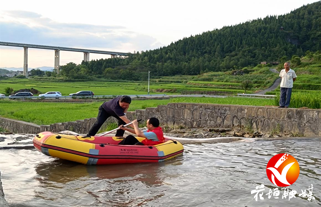 花垣组织系统助力沙科村抗旱情促增收