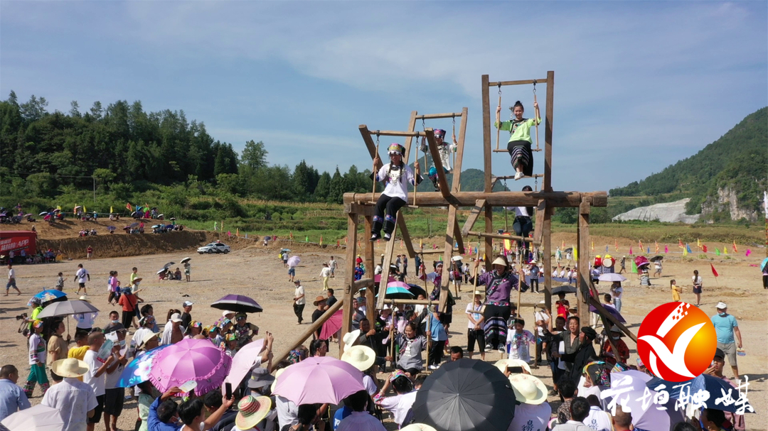 2022年中国花垣苗族赶秋节开幕