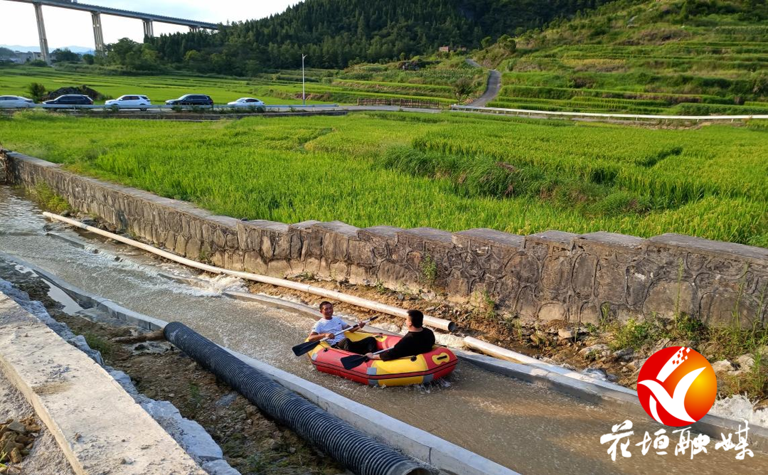 花垣组织系统助力沙科村抗旱情促增收