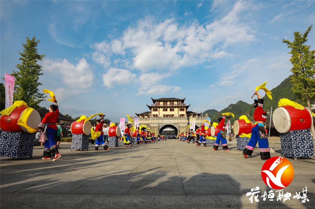 2022年中国花垣苗族赶秋节开幕