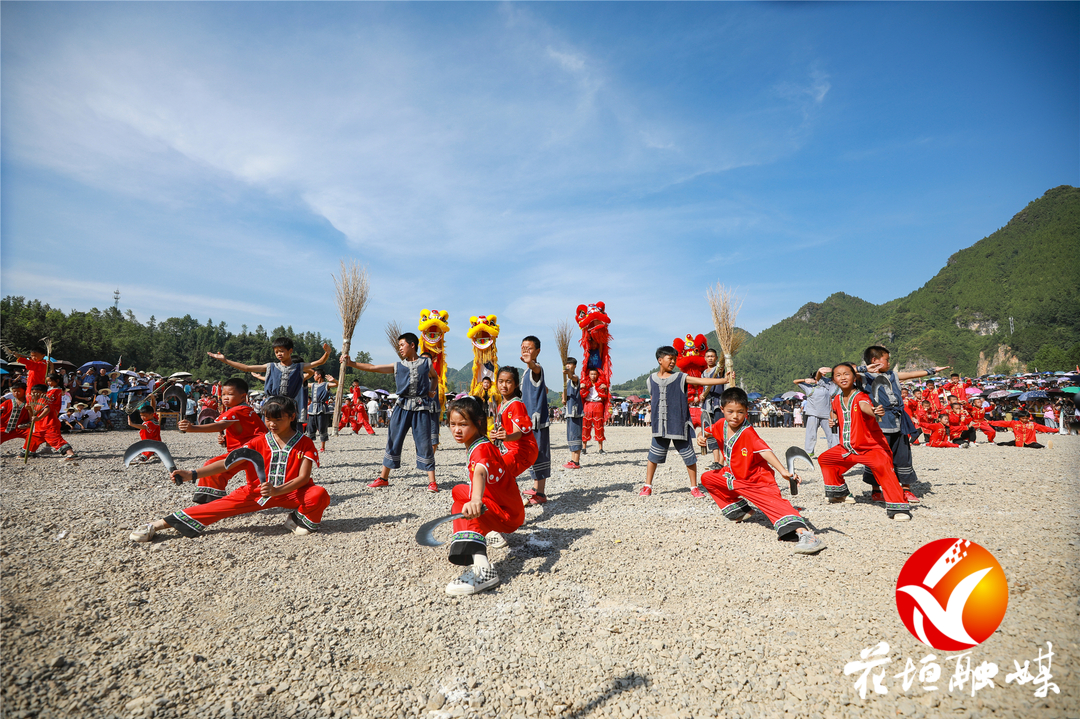 2022年中国花垣苗族赶秋节开幕