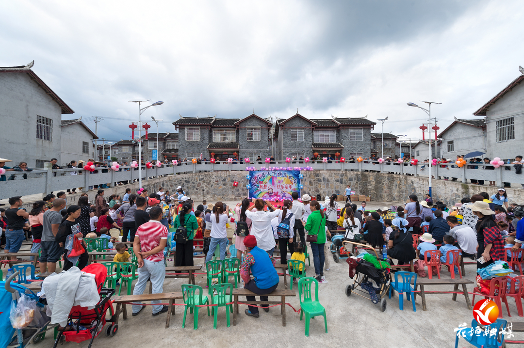 和諧小區(qū)幸福多——花垣縣打造易地搬遷“五好”小區(qū)工作走筆