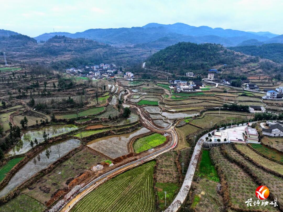花垣縣：高標(biāo)準(zhǔn)農(nóng)田建設(shè)提速 繪就春耕新畫卷