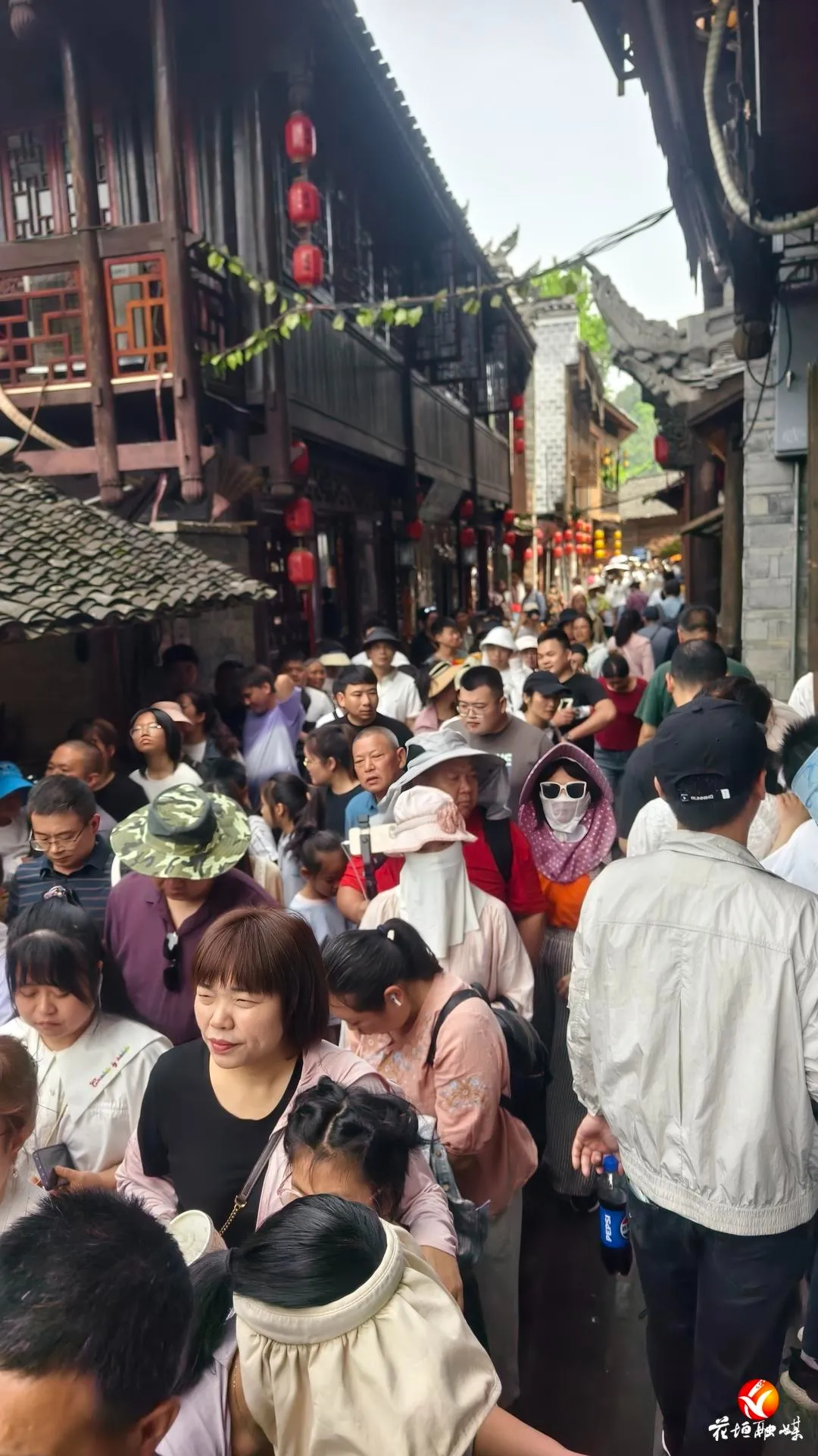 揽客16万+，花垣“五一”文旅市场火爆！