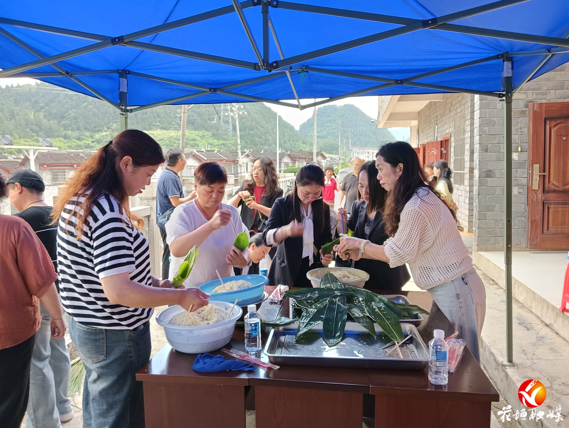 端午佳节“粽”情深 易地搬迁一家亲——花垣祥和村易地搬迁安置区开展庆端午活动