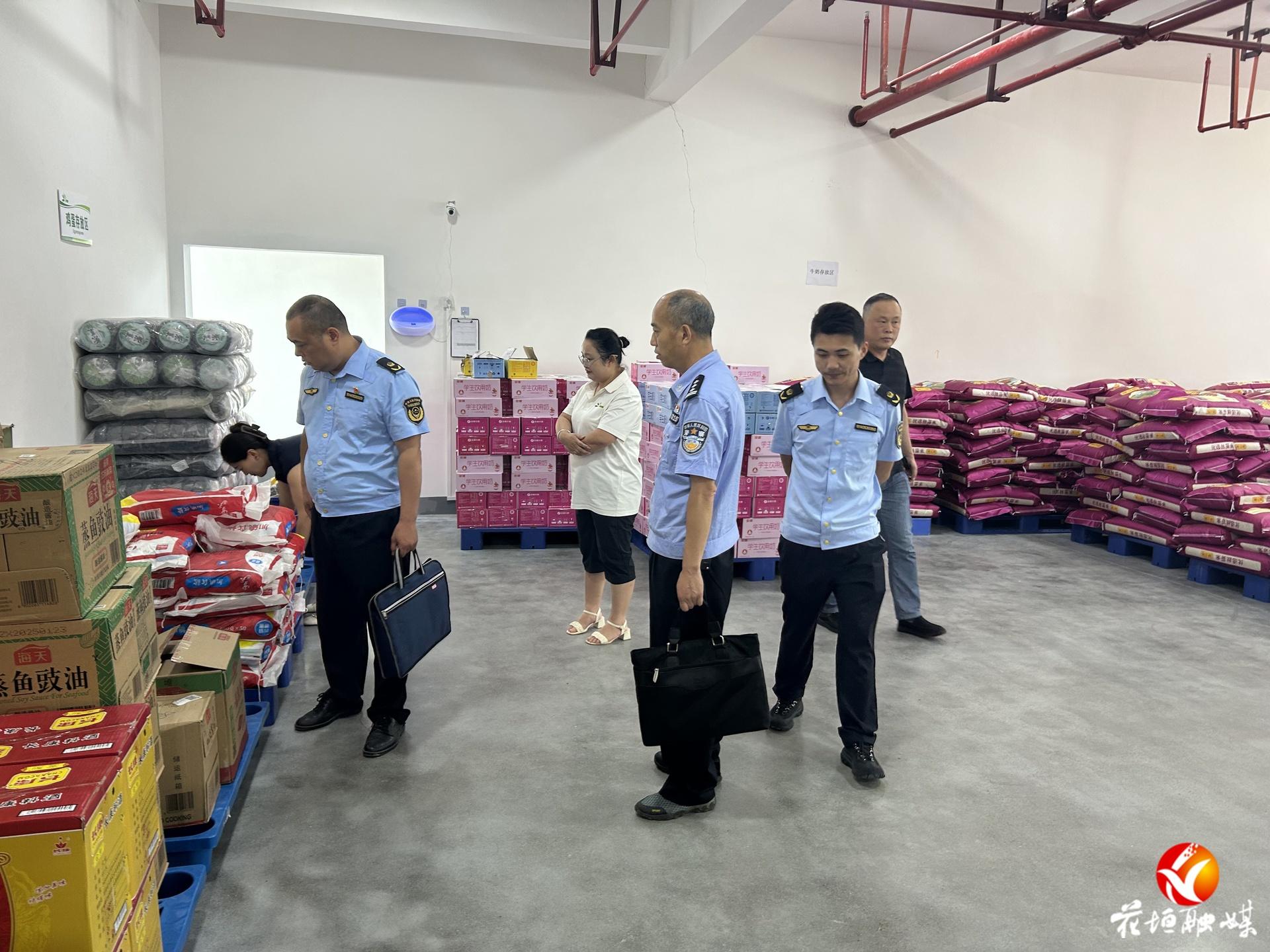 【护航高考】“警”随高考!花垣公安开展考前安全大检查