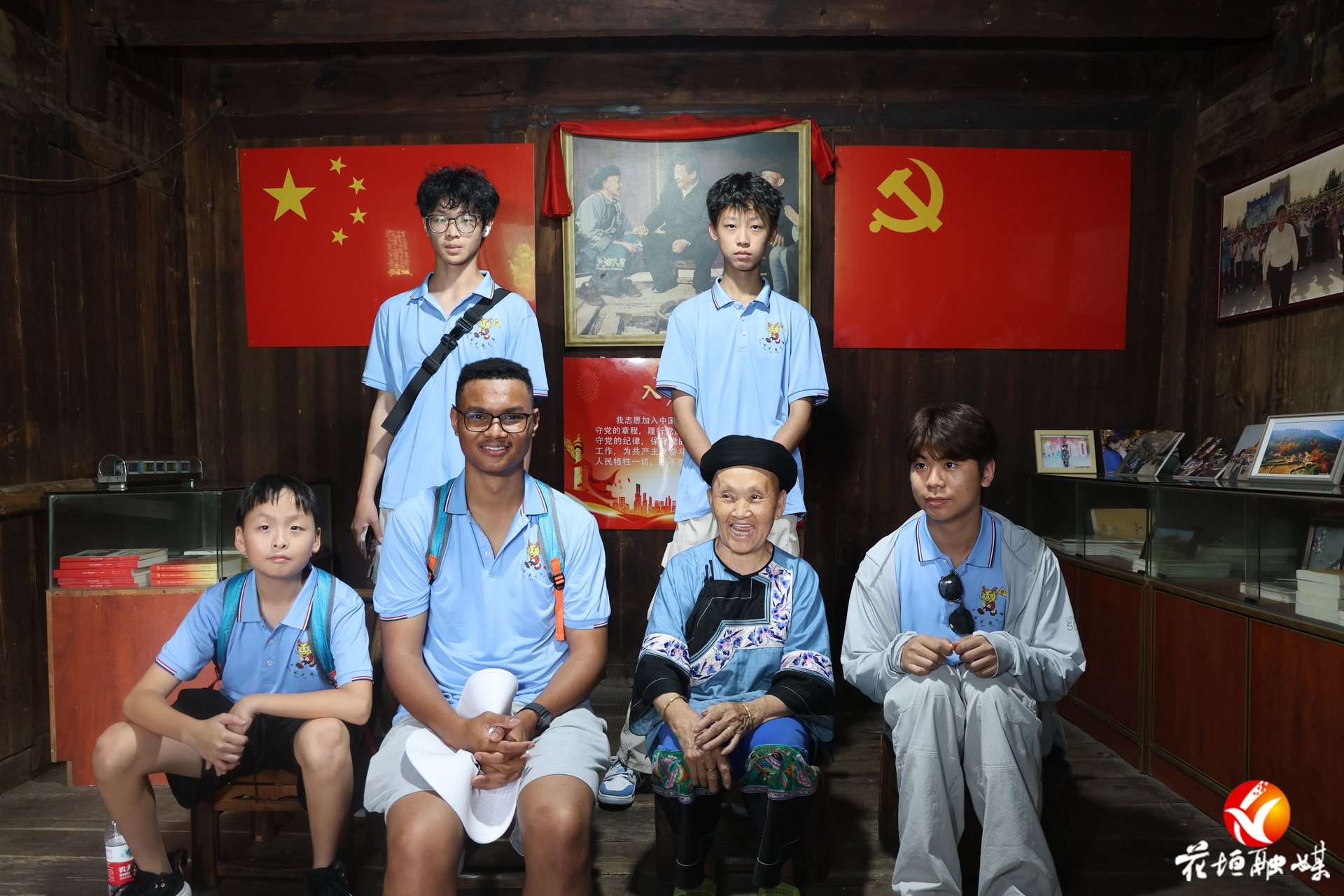 尋根瀟湘，情系湘西︱40名海外華裔青少年走進花垣開啟文化溯源之旅