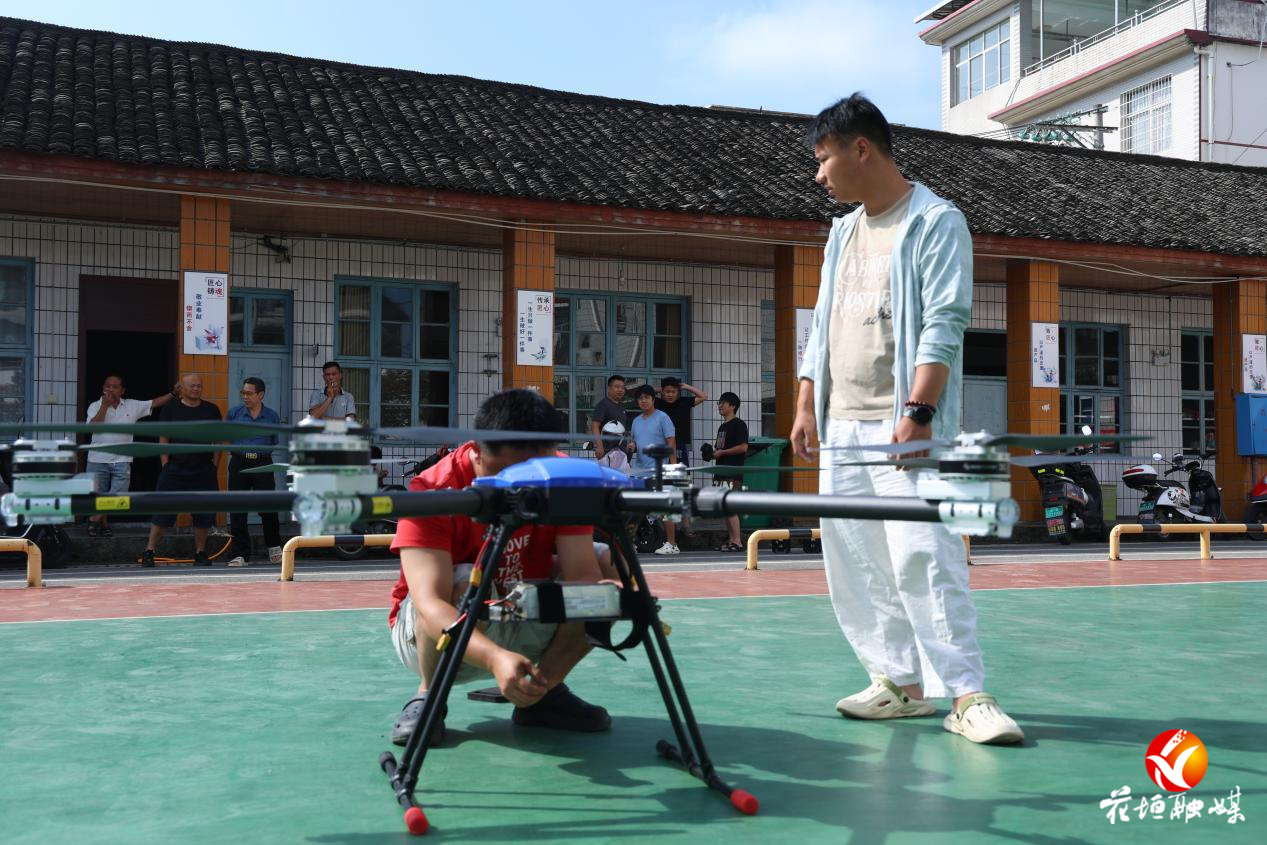 花垣縣無人機駕駛員培訓班開班