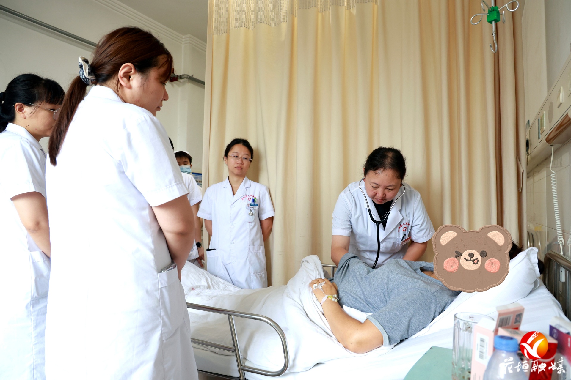 智汇潇湘 才聚边城｜任明霞：扎根苗乡廿八载，做姐妹们最暖“医”靠