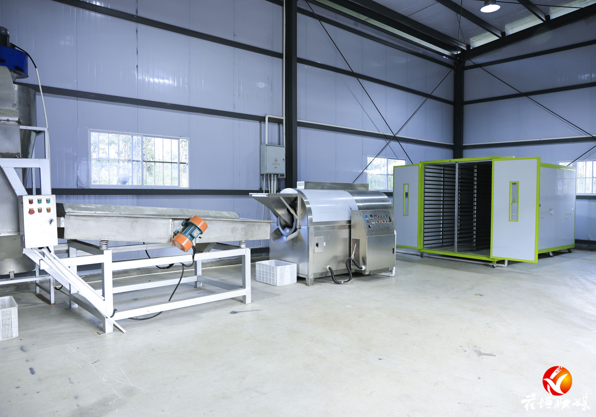 雅酉镇德胜村吊瓜加工厂正式建成