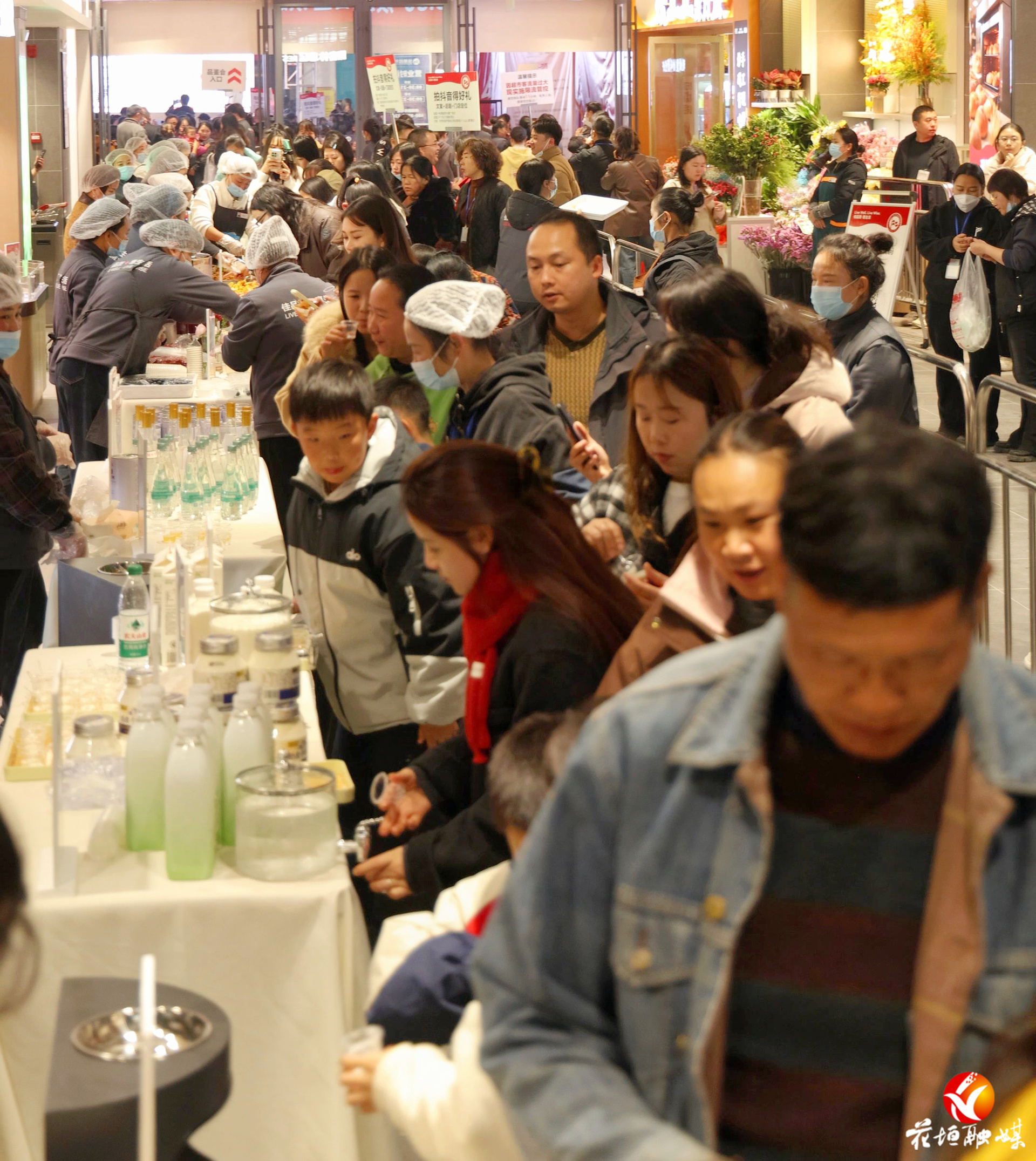 佳惠超市焕新开业，打造“有温度”的生活圈