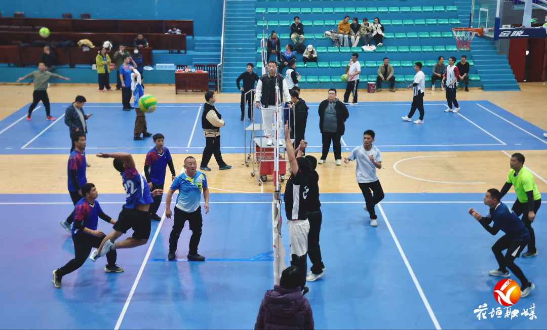 400名职工赛场争锋！花垣县气排球联赛现场火热