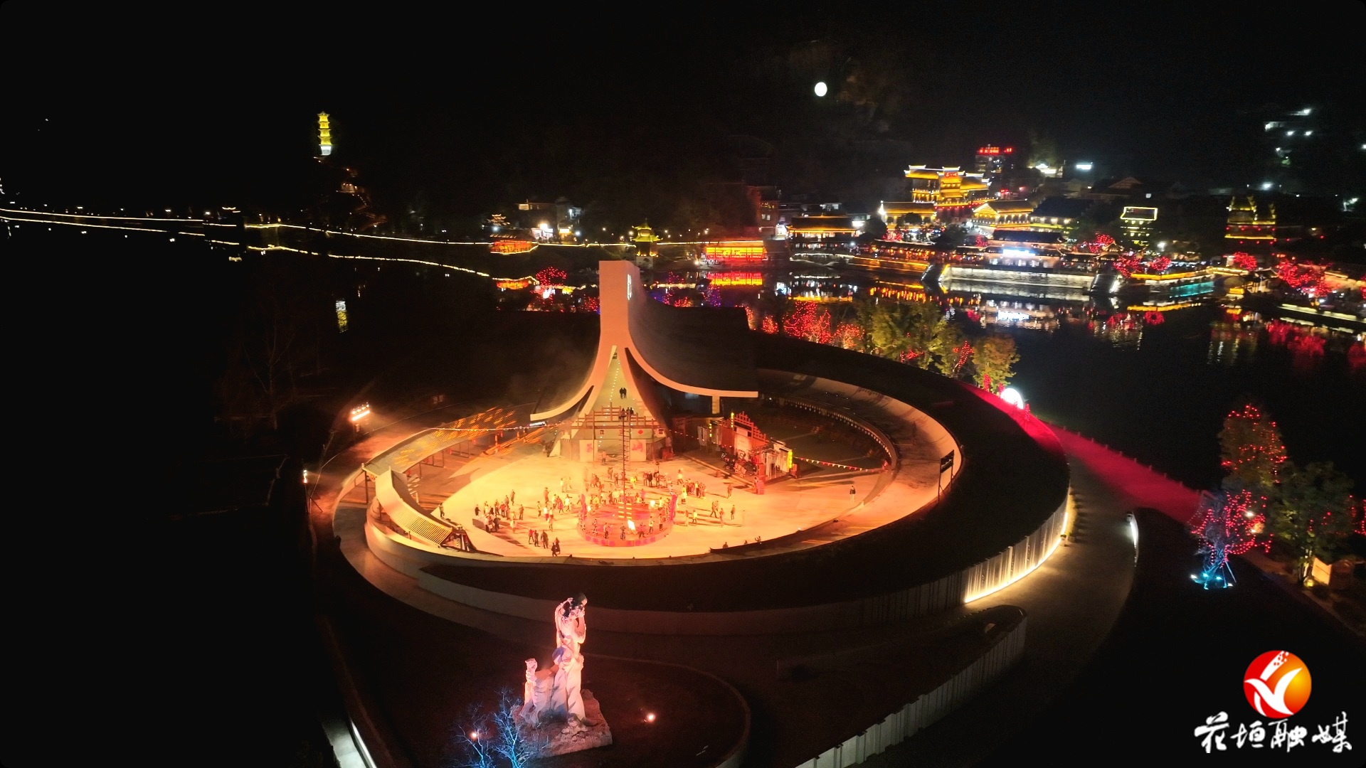 有戏！有景！有非遗！《边城往事》首演，带你“入戏”边城！