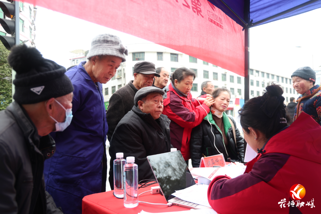 花垣县开展第二十七次全国“爱耳日”宣传教育活动