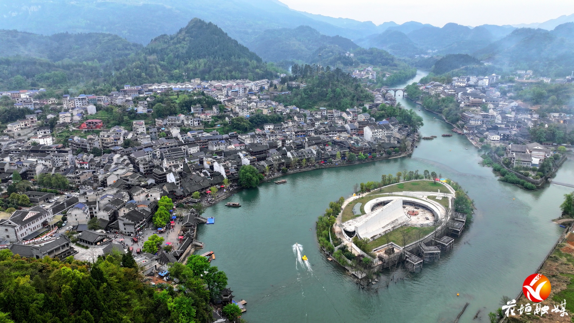 游客激增！边城茶峒景区渐入旅游旺季