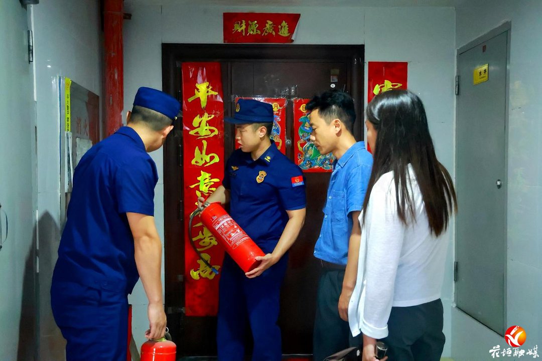 花垣多部门联合开展小区消防安全专项整治 打通居民“生命通道”