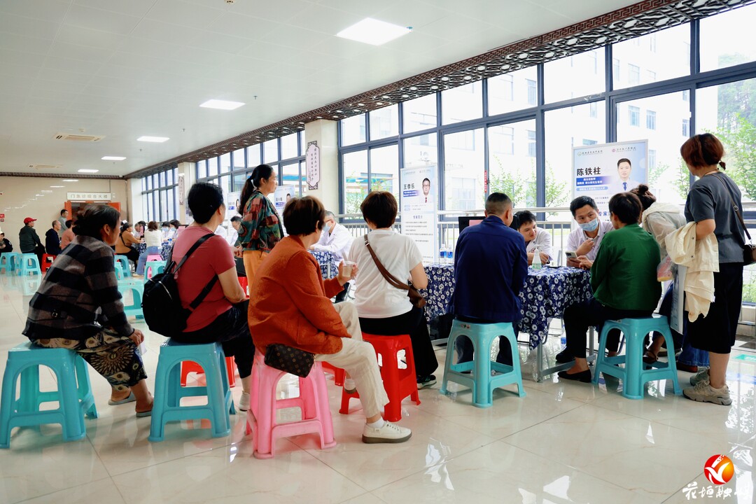 签约授牌！花垣县民族中医院牵手湖南省人民医院共建医联体